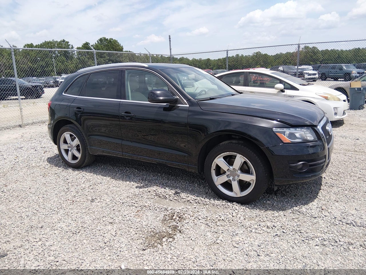 WA1LFAFPXBA****** · 2011 AUDI Q5 2.0T PREMIUM
