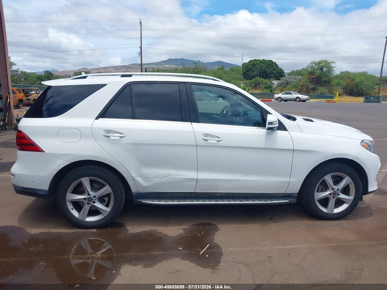 2017 MERCEDES-BENZ GLE 350 · 6/11