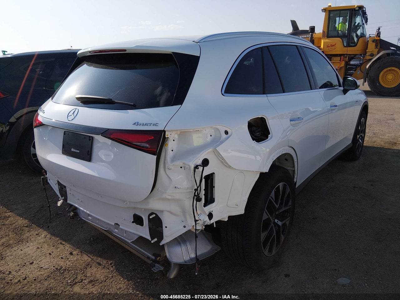 2025 MERCEDES-BENZ GLC 350E 4MATIC · 4/11