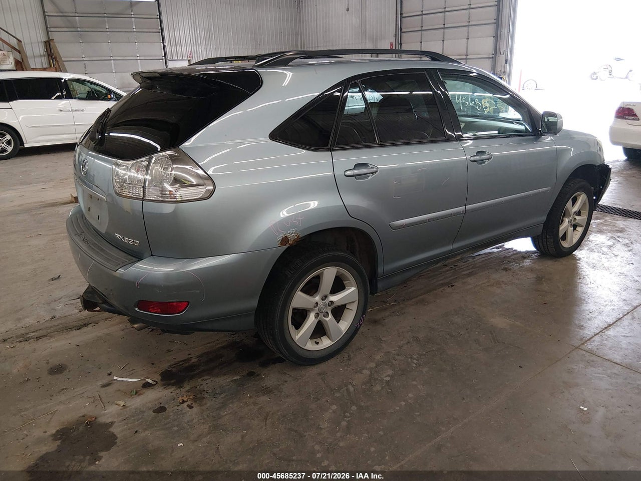 2004 LEXUS RX 330 · 4/11