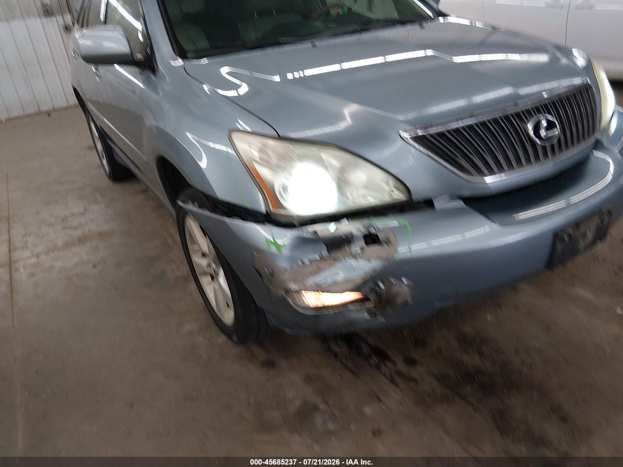 2004 LEXUS RX 330 · 6/11