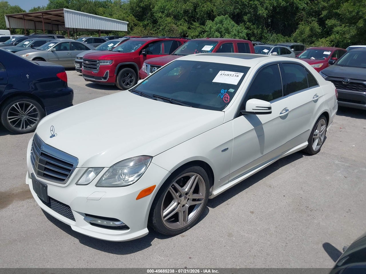 2012 MERCEDES-BENZ E 350 · 2/11