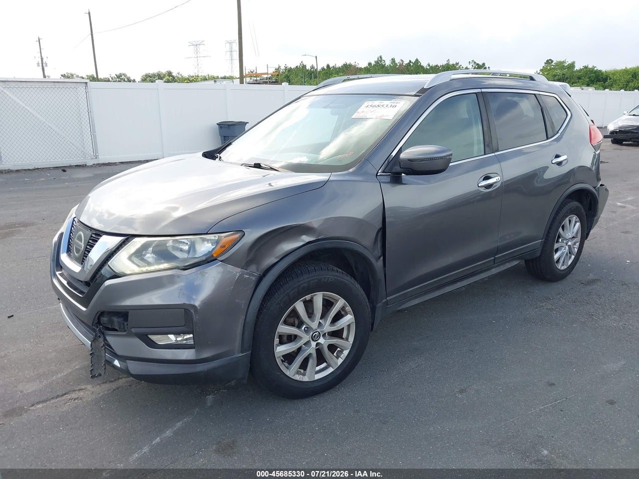 5N1AT2MV2HC****** · 2017 NISSAN ROGUE SV · 2/11