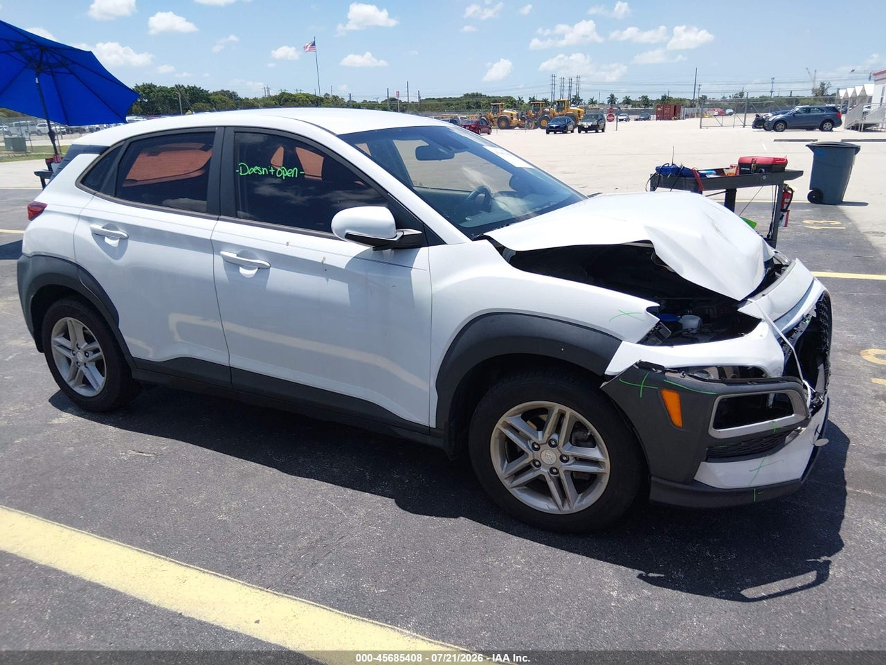 KM8K12AA2LU****** · 2020 HYUNDAI KONA SE
