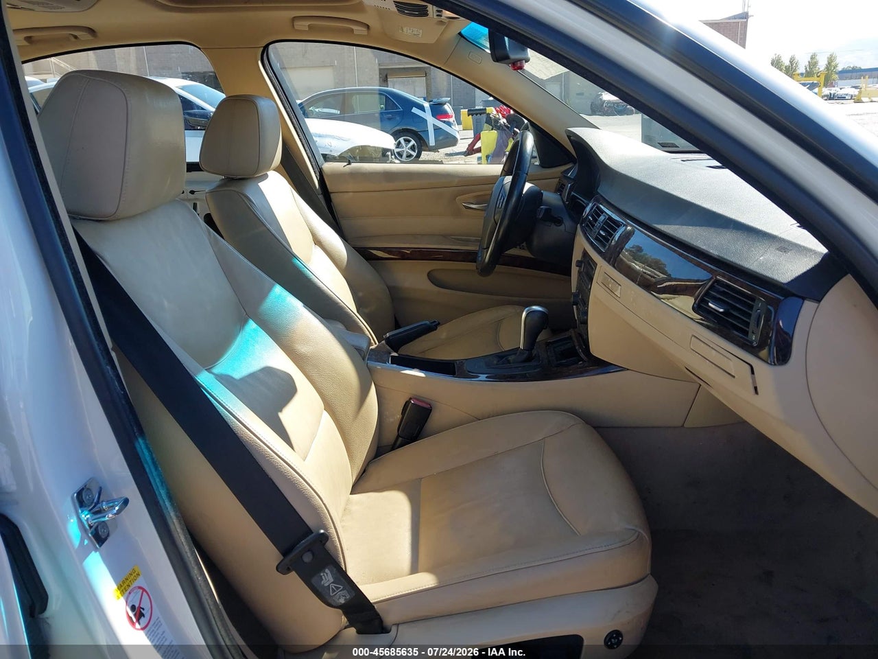 2006 BMW 325I   · 5/11