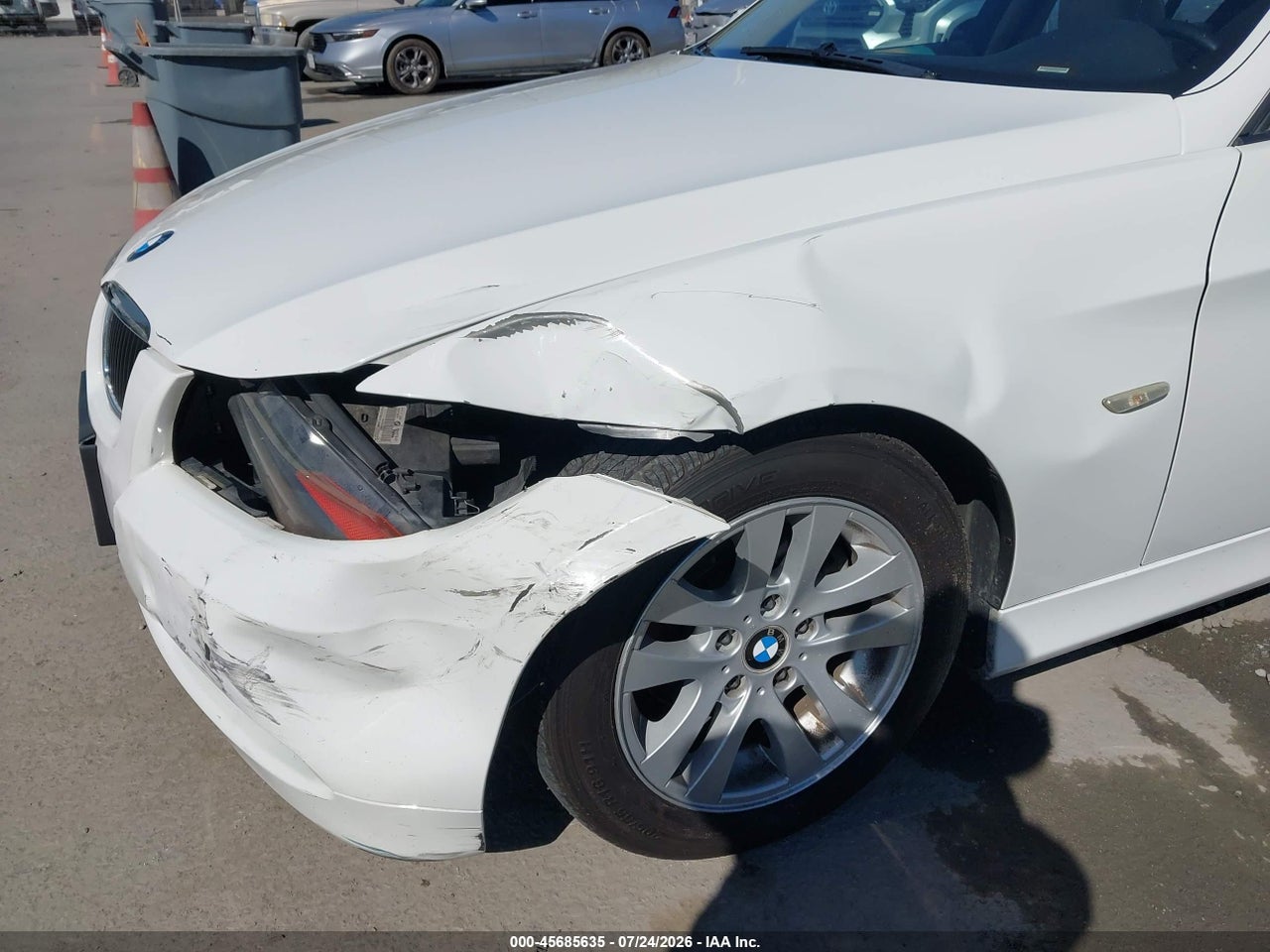 2006 BMW 325I   · 6/11