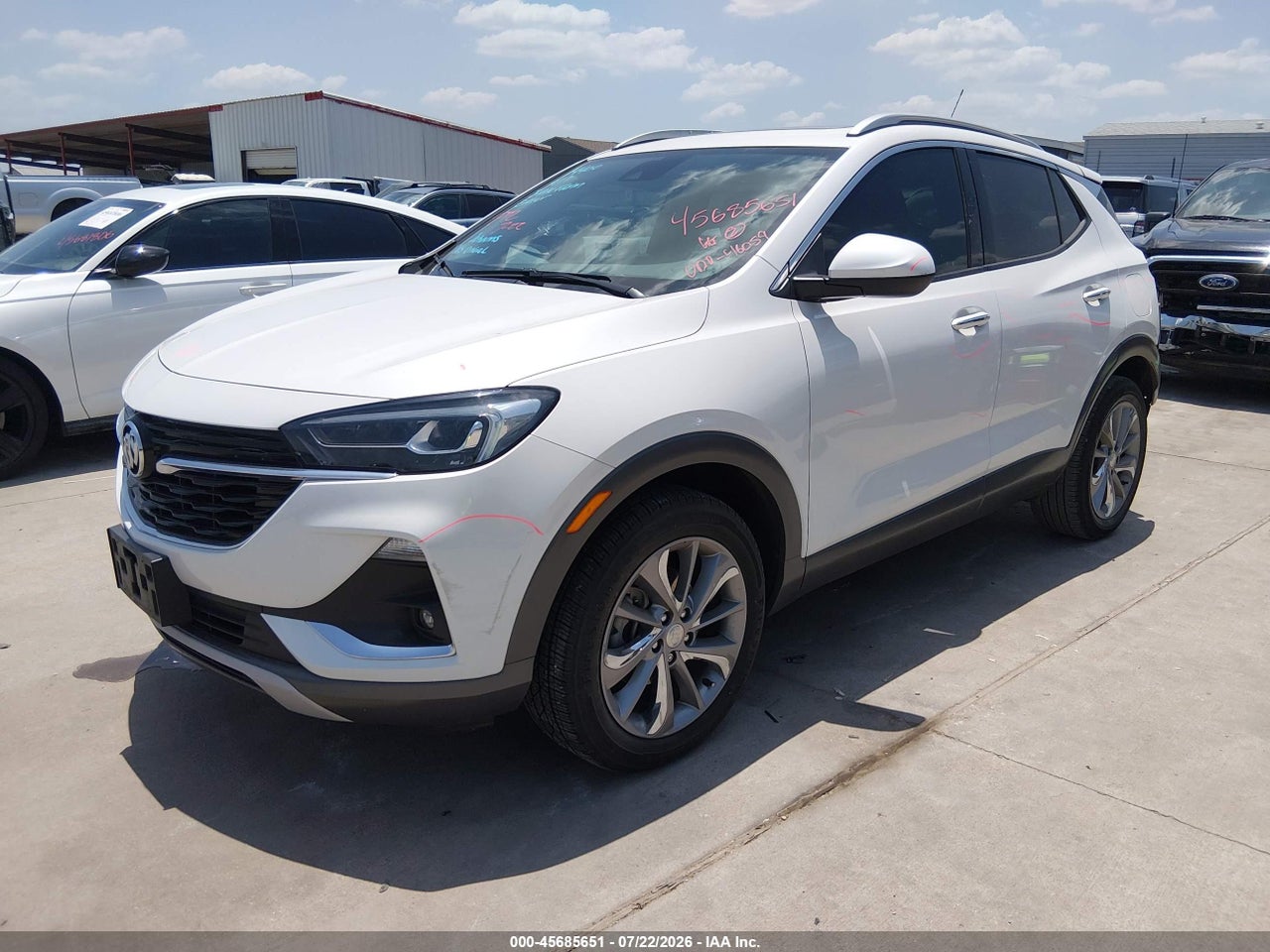 2022 BUICK ENCORE GX AWD ESSENCE · 2/11