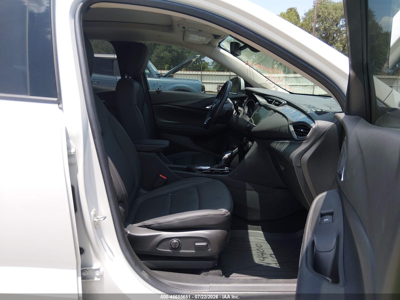 2022 BUICK ENCORE GX AWD ESSENCE · 5/11