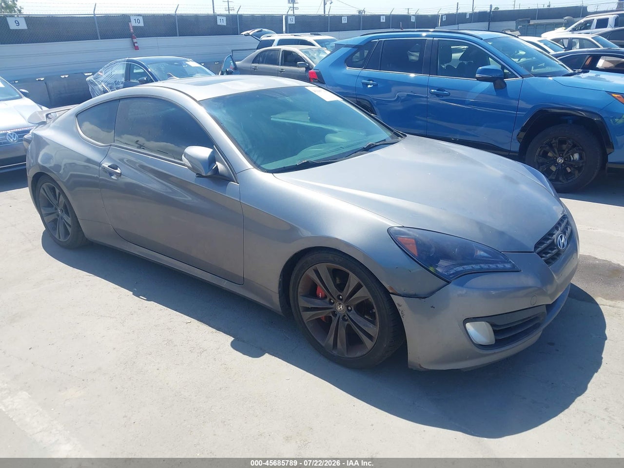 KMHHU6KH0AU****** · 2010 HYUNDAI GENESIS 3.8 TRACK