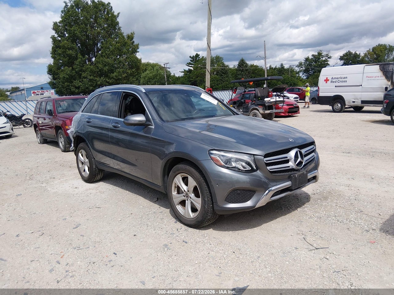 WDC0G4JB7JV****** · 2018 MERCEDES-BENZ GLC 300
