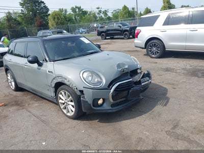 WMWLU1C3XH2****** · 2017 MINI CLUBMAN COOPER