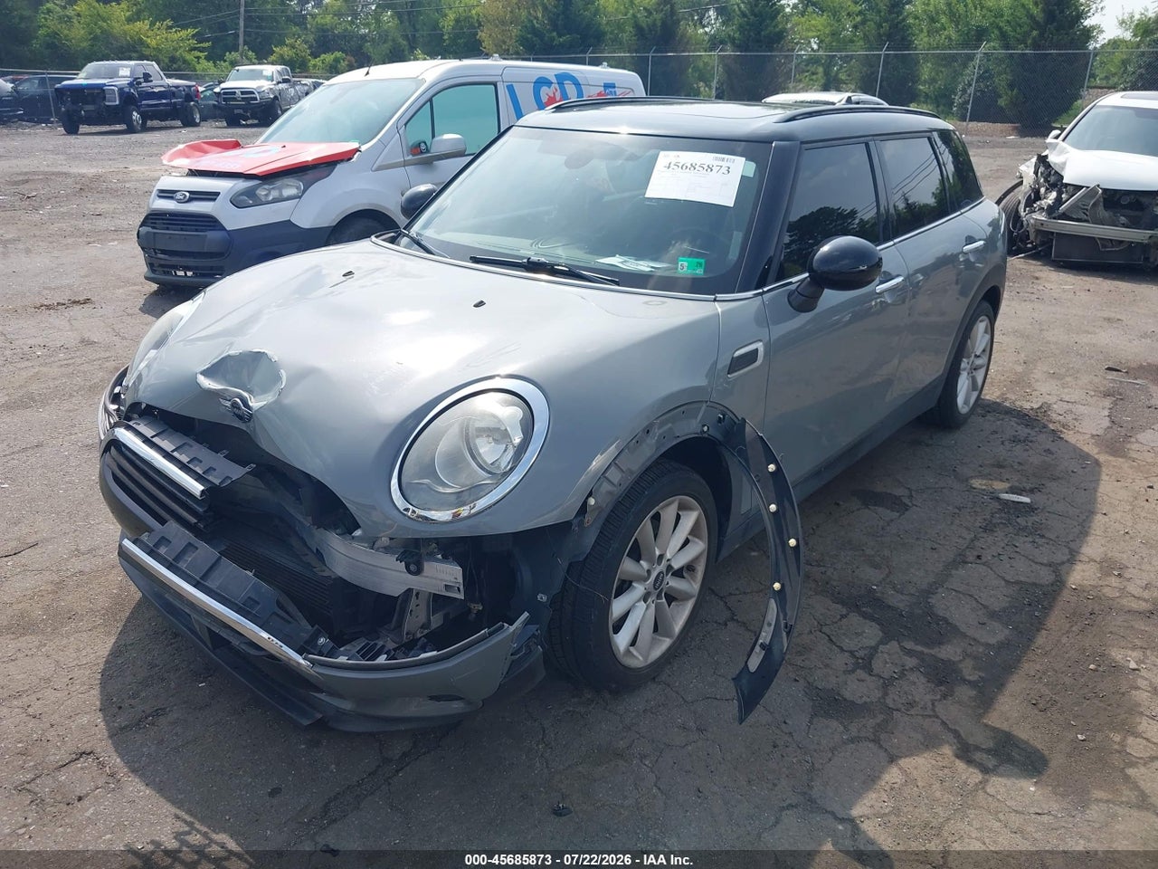 2017 MINI CLUBMAN COOPER · 2/11