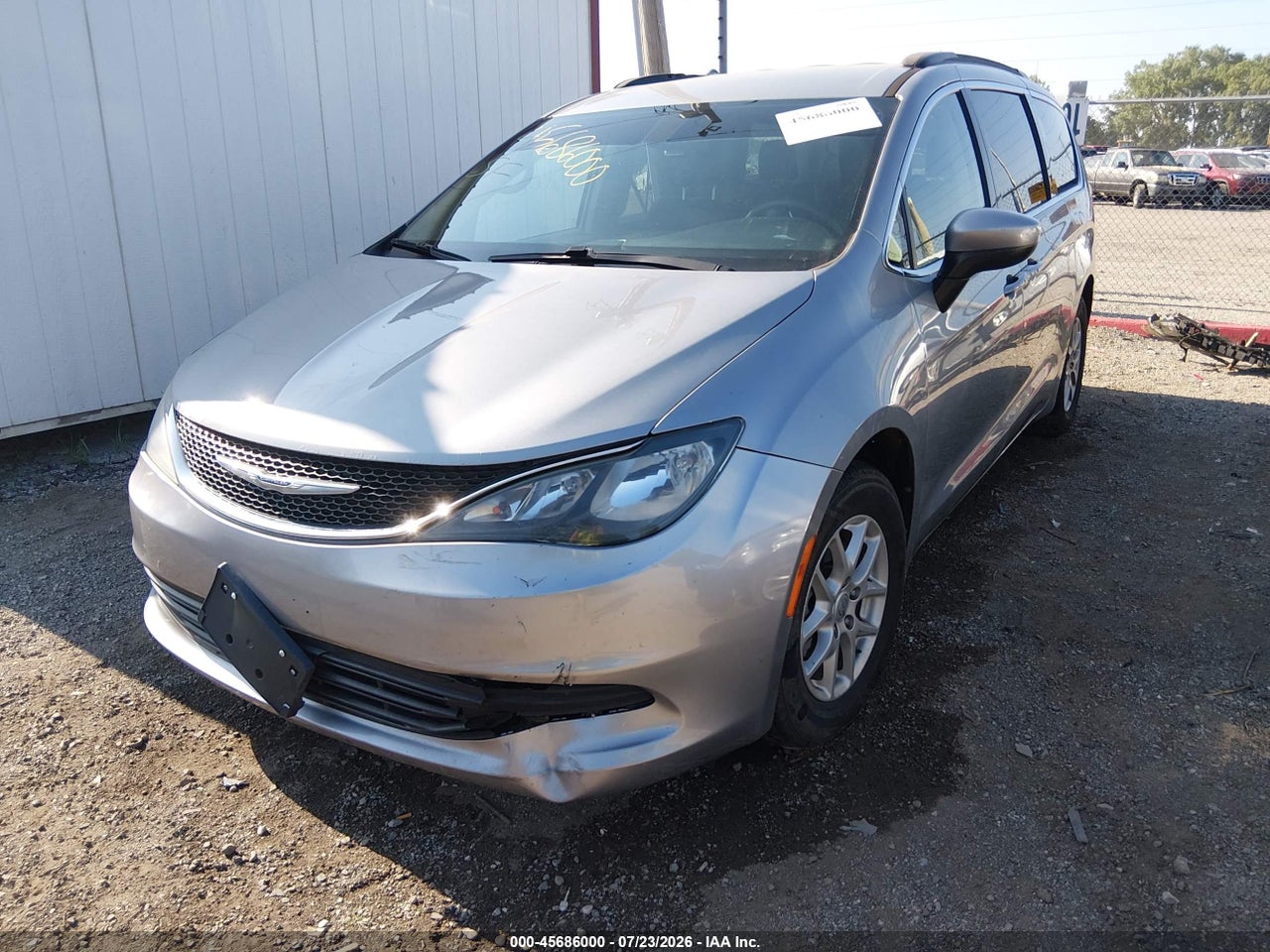2020 CHRYSLER VOYAGER LXI · 2/11