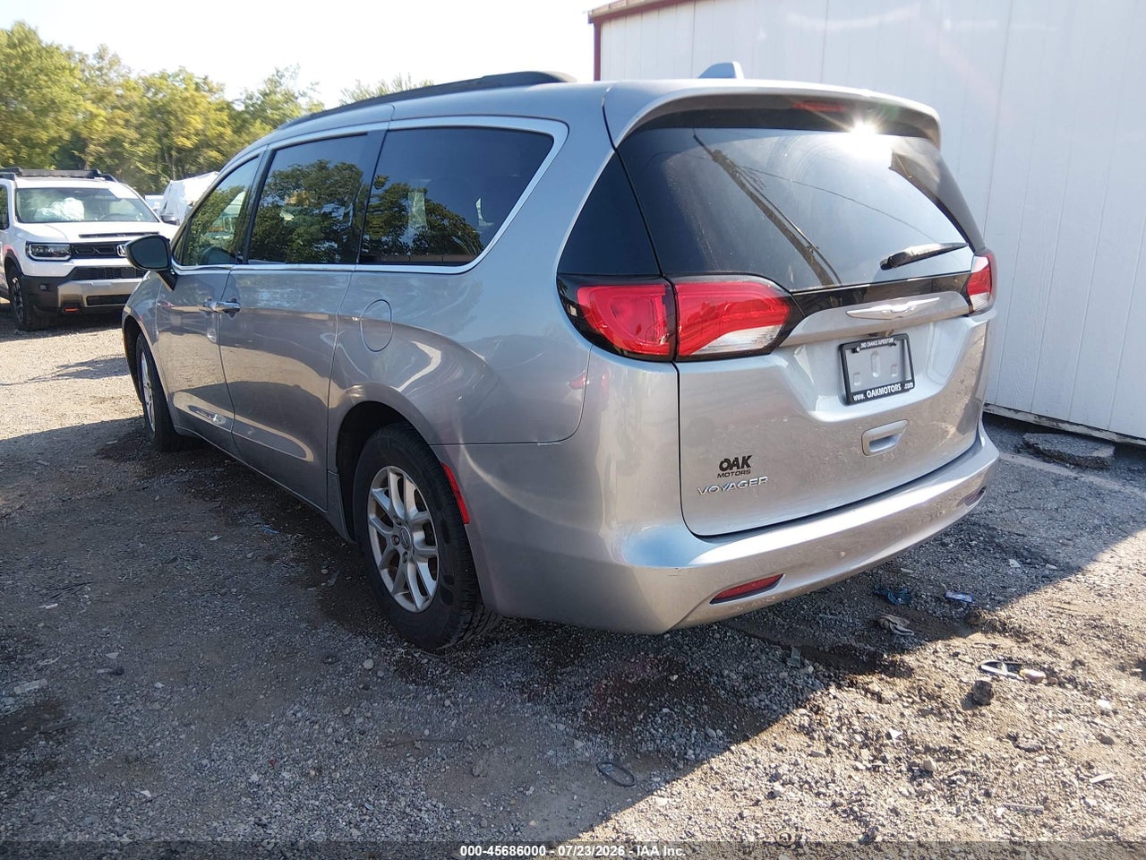 2020 CHRYSLER VOYAGER LXI · 3/11