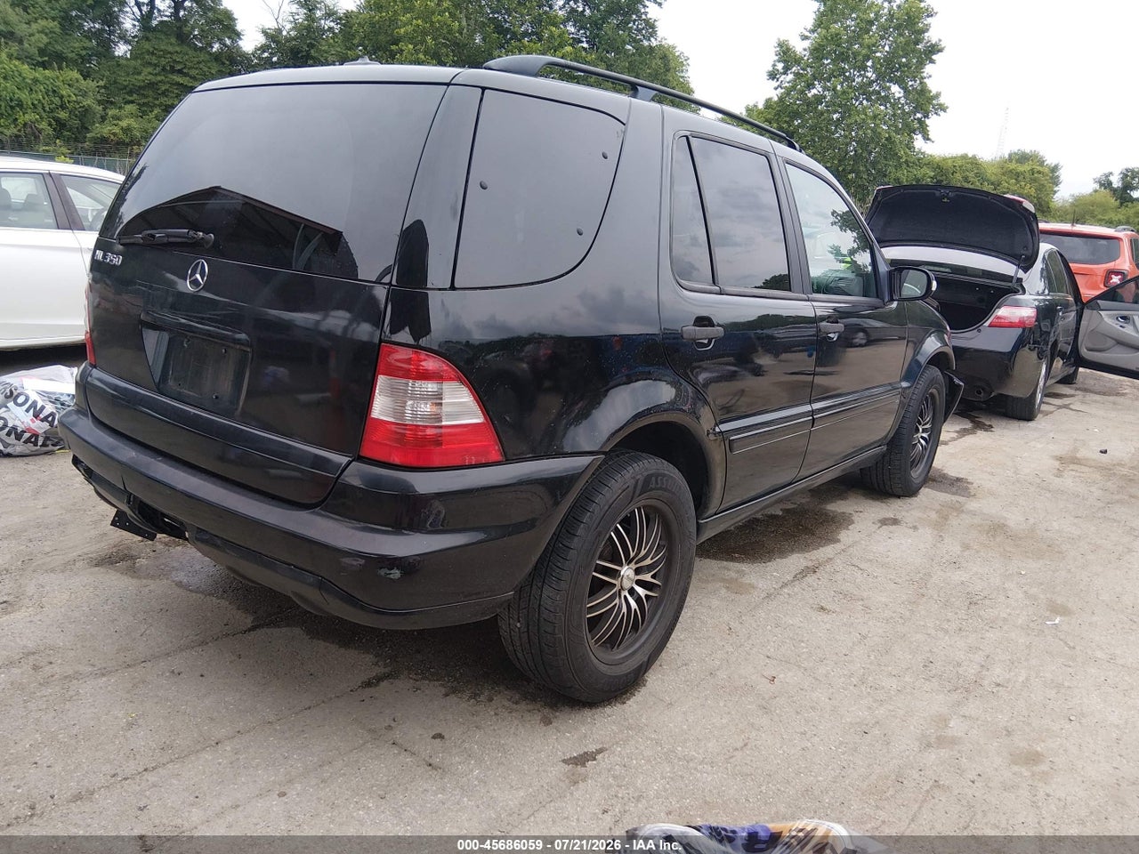 2003 MERCEDES-BENZ ML 350 · 4/11