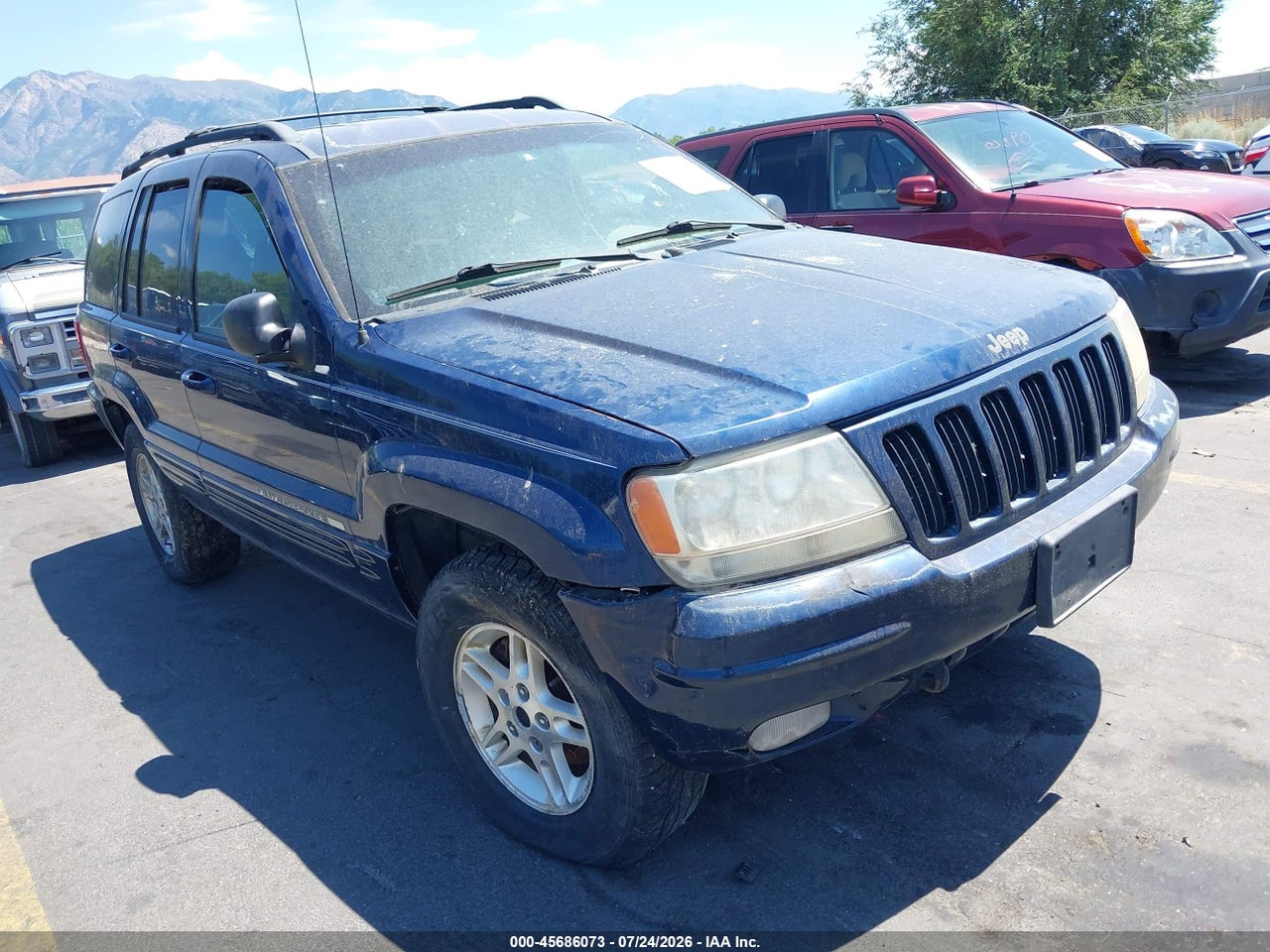 1J4GW58S3YC****** · 2000 JEEP GRAND CHEROKEE LIMITED