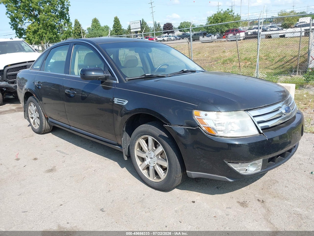 1FAHP27W38G****** · 2008 FORD TAURUS SEL