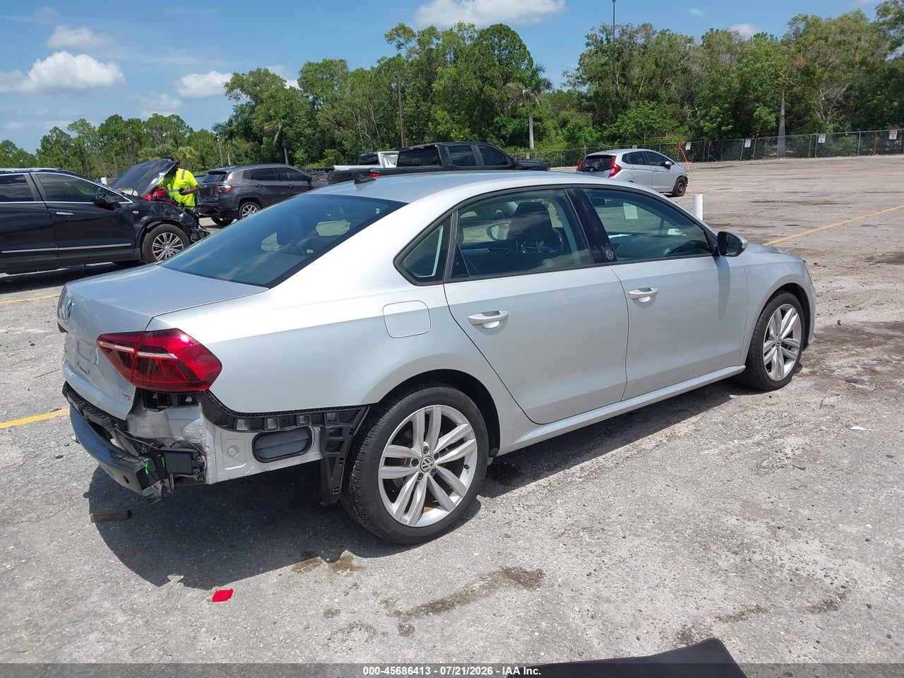 2019 VOLKSWAGEN PASSAT 2.0T WOLFSBURG EDITION · 4/11