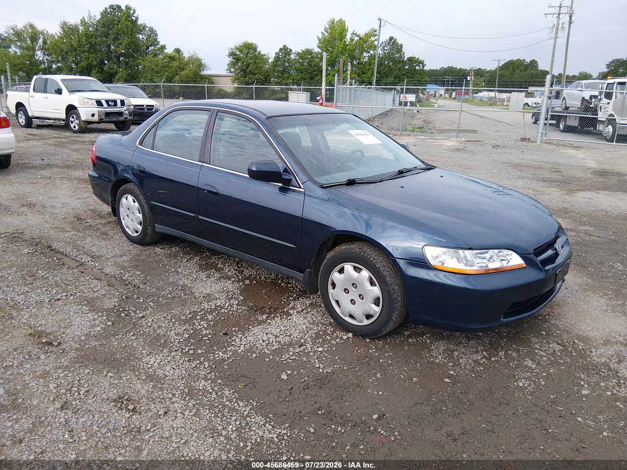 1HGCG6650YA****** · 2000 HONDA ACCORD 2.3 LX