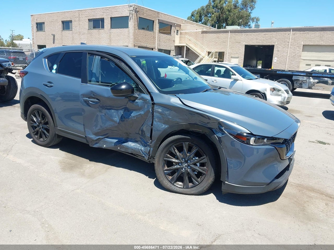 JM3KFBCM2P0****** · 2023 MAZDA CX-5 2.5 S CARBON EDITION