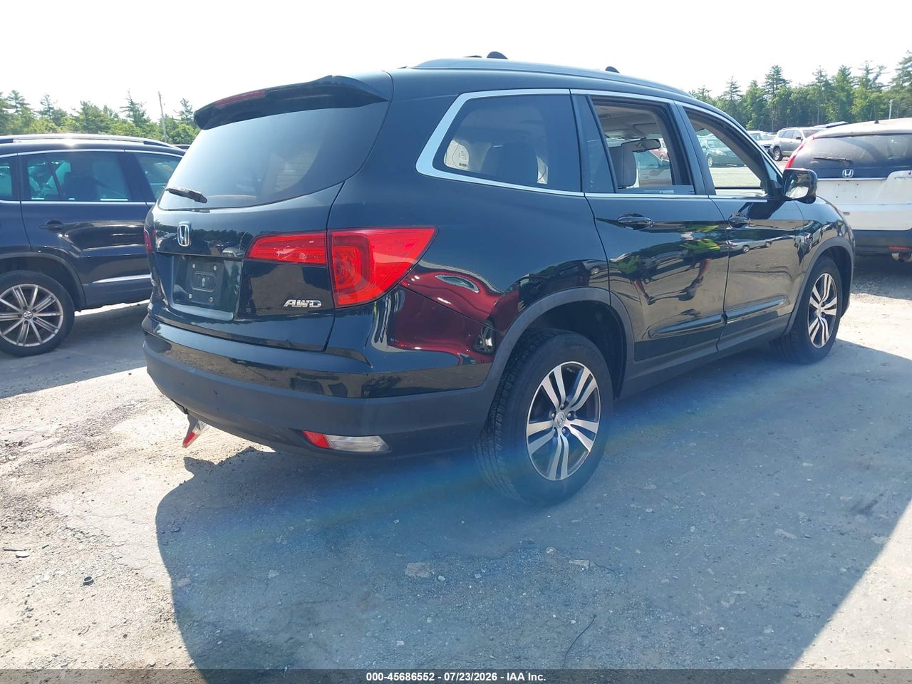 5FNYF6H5XHB****** · 2017 HONDA PILOT EX-L · 4/11