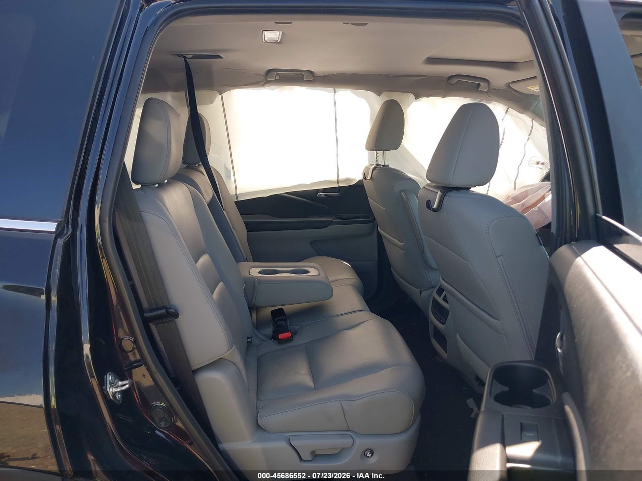 5FNYF6H5XHB****** · 2017 HONDA PILOT EX-L · 8/11