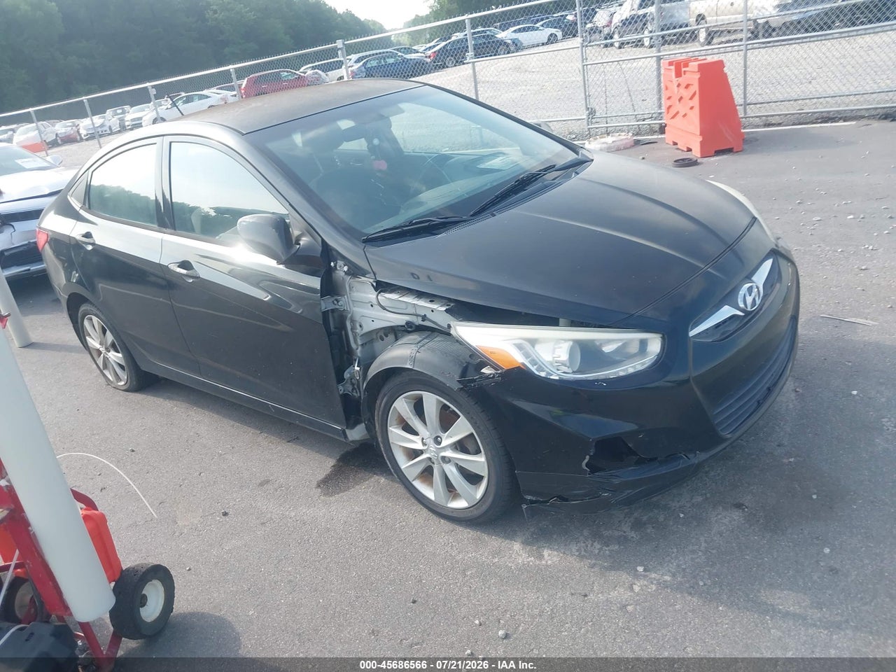 KMHCU4AE4EU****** · 2014 HYUNDAI ACCENT GLS