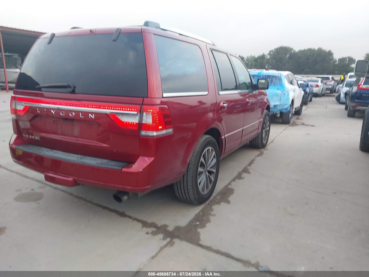 2015 LINCOLN NAVIGATOR · 4/11