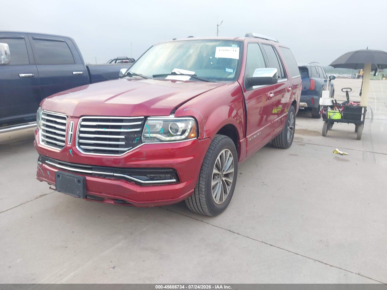 2015 LINCOLN NAVIGATOR · 2/11