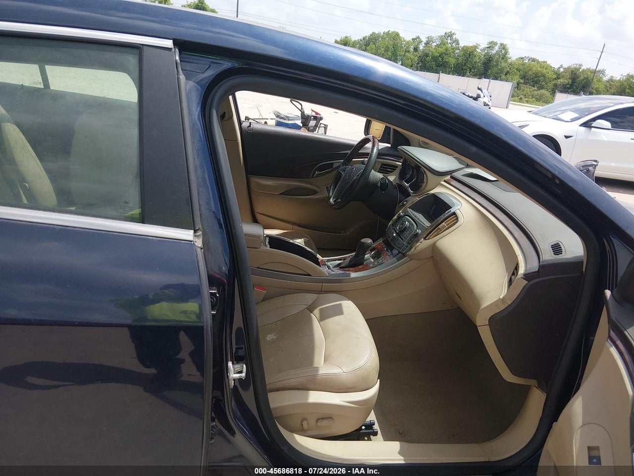 2011 BUICK LACROSSE CXL · 5/11