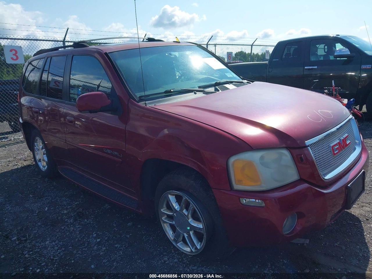 1GKES63M172****** · 2007 GMC ENVOY DENALI