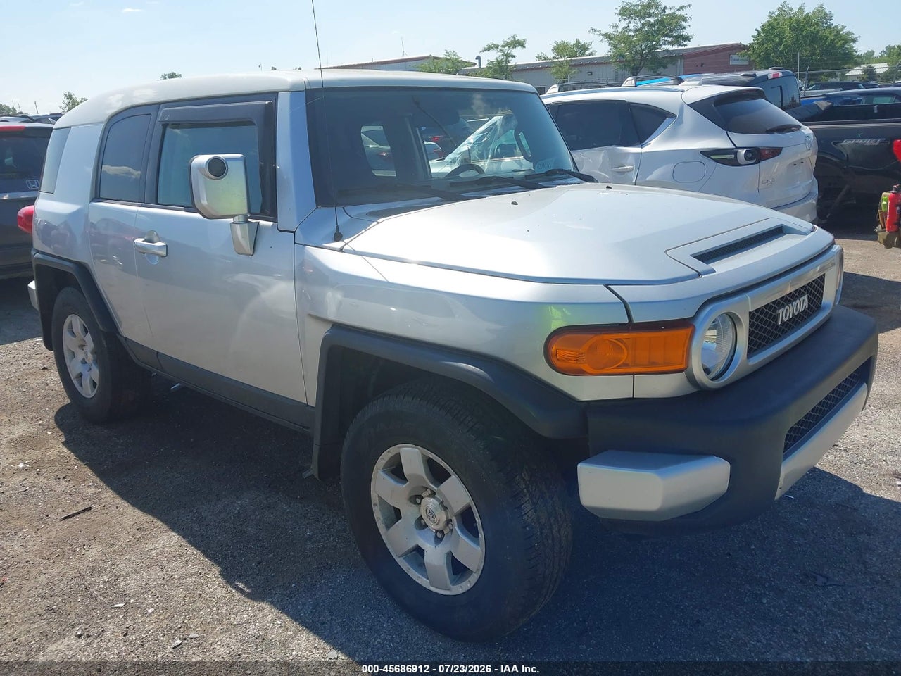JTEBU11F170****** · 2007 TOYOTA FJ CRUISER