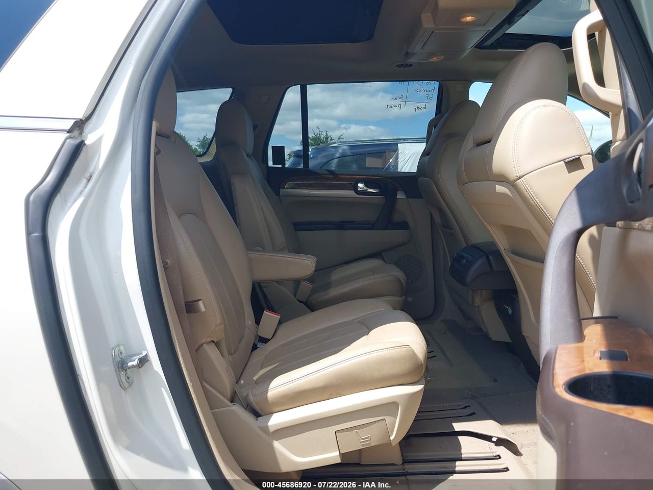 5GAKVCED3BJ****** · 2011 BUICK ENCLAVE 2XL · 8/11