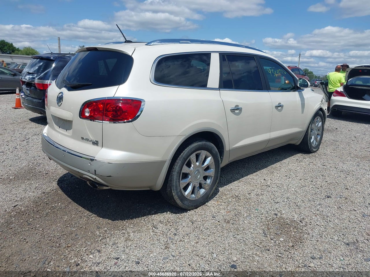 5GAKVCED3BJ****** · 2011 BUICK ENCLAVE 2XL · 4/11
