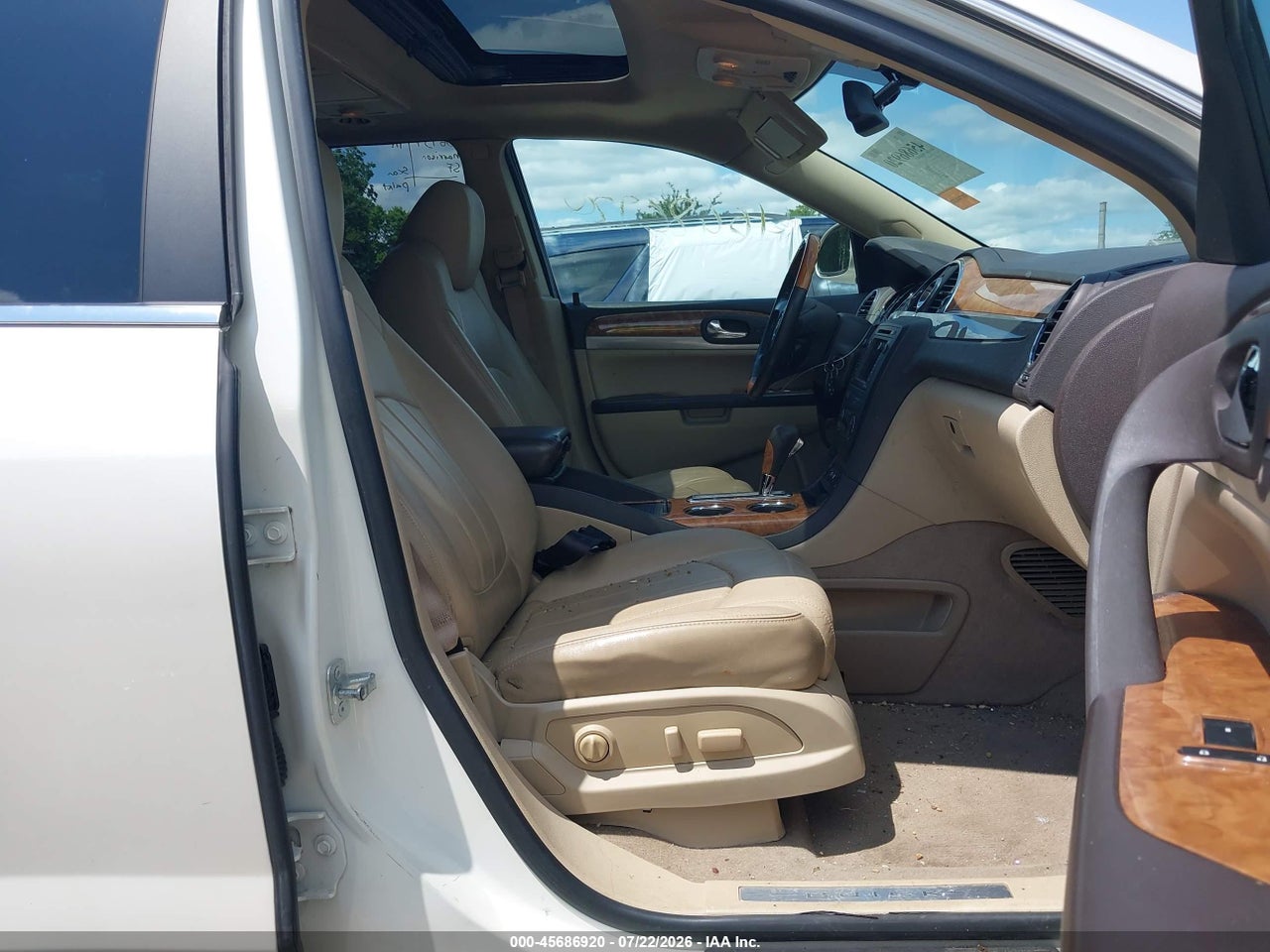 5GAKVCED3BJ****** · 2011 BUICK ENCLAVE 2XL · 5/11