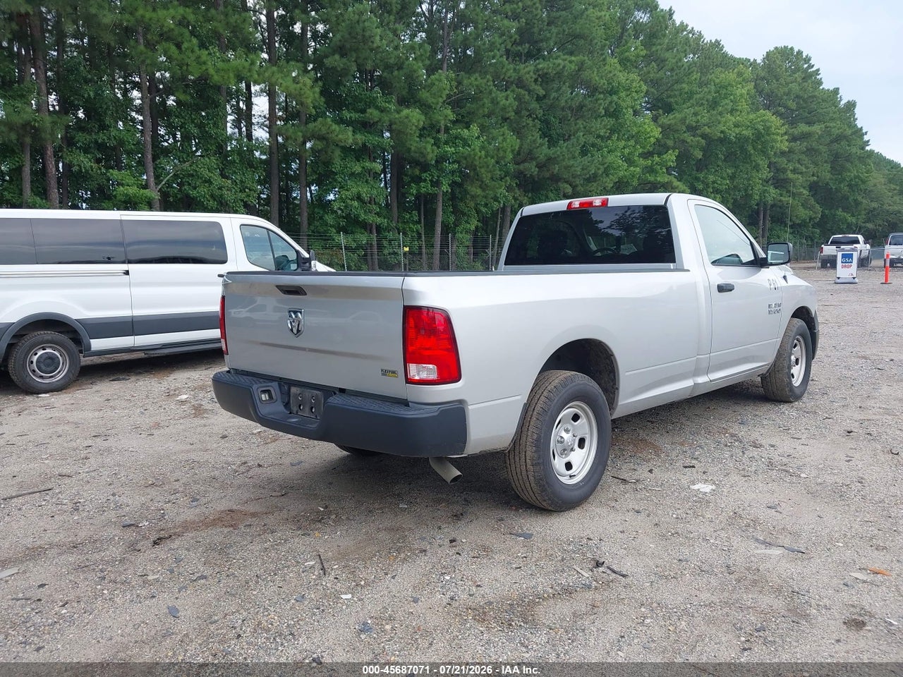 3C6JR6DG7HG****** · 2017 RAM 1500   · 4/11