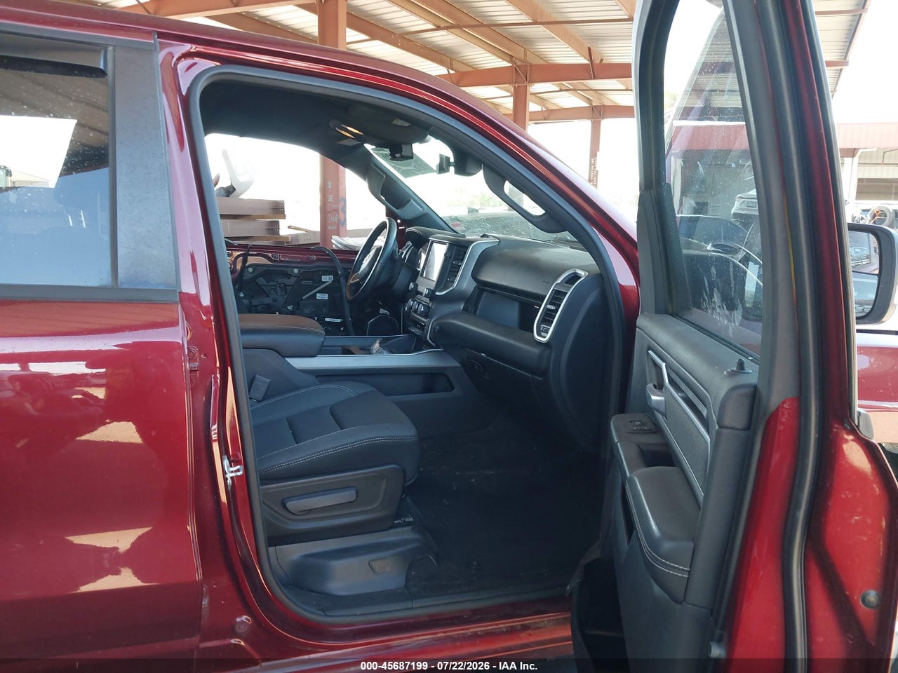 2022 RAM 1500 BIG HORN  4X4 5'7 BOX · 5/11