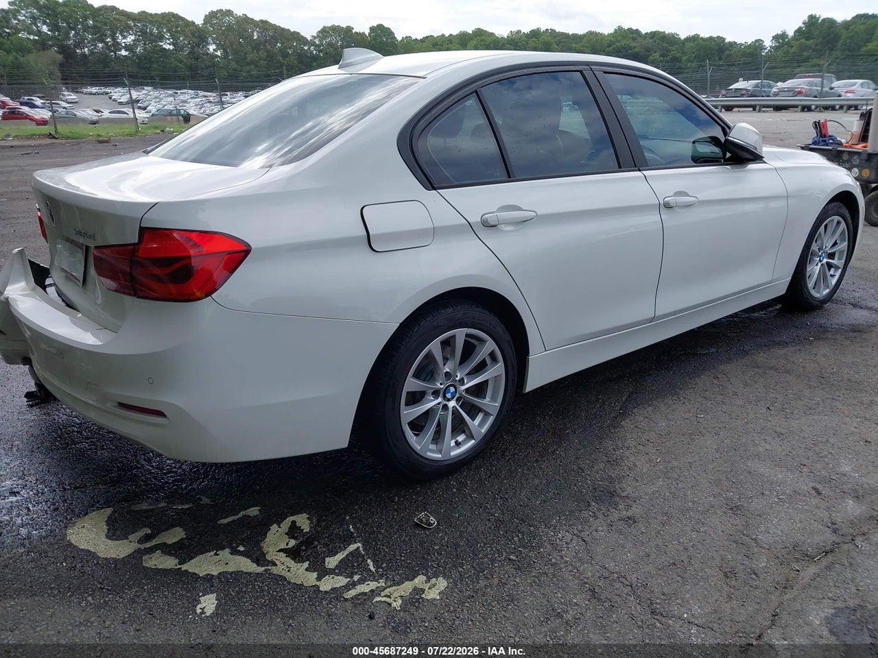 2016 BMW 320I XDRIVE · 4/11