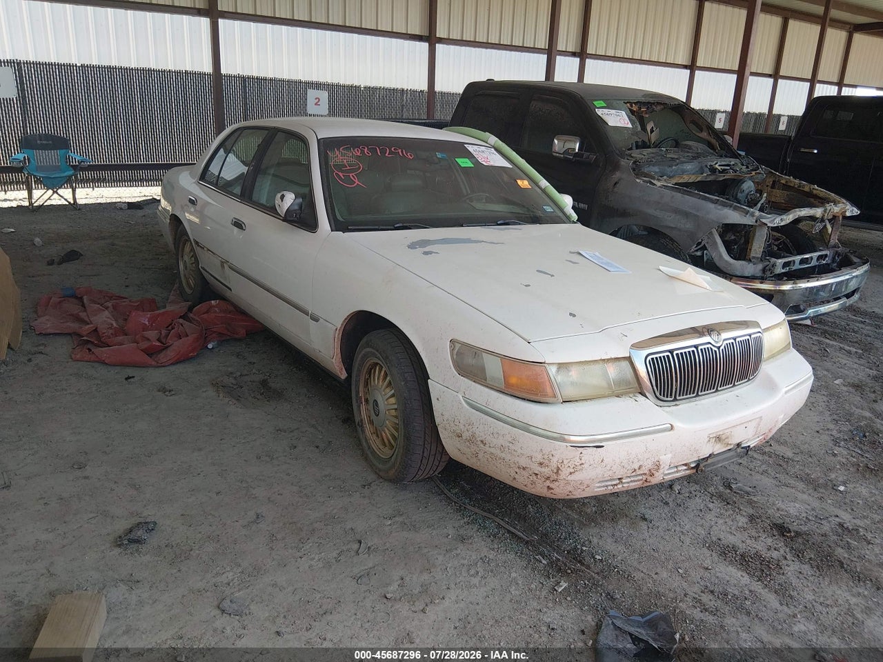 2MEFM75W1WX****** · 1998 MERCURY GRAND MARQUIS