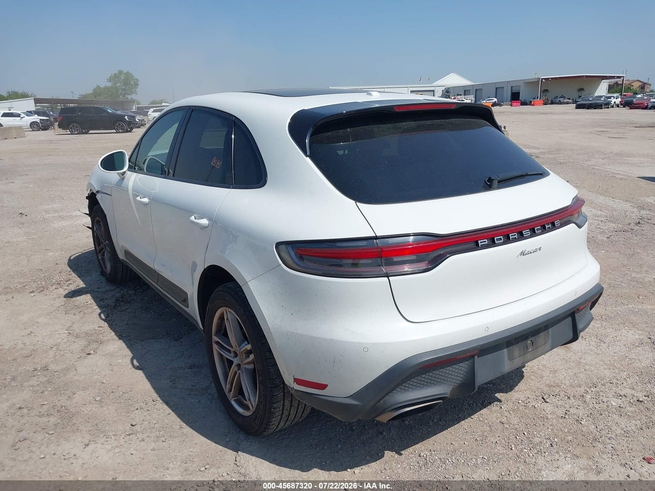 WP1AA2A51NL****** · 2022 PORSCHE MACAN   · 3/11