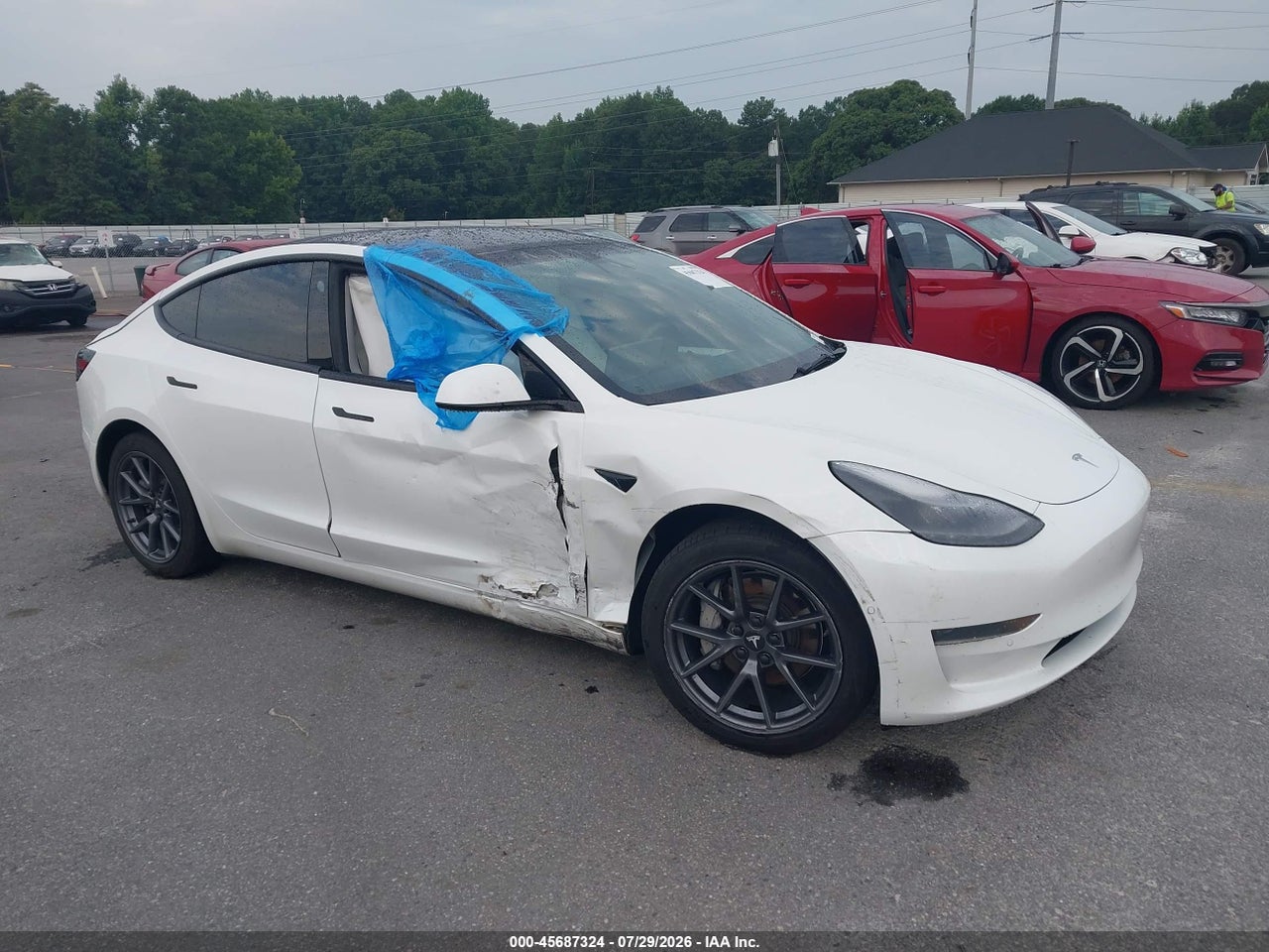 5YJ3E1EA2NF****** · 2022 TESLA MODEL 3 REAR-WHEEL DRIVE