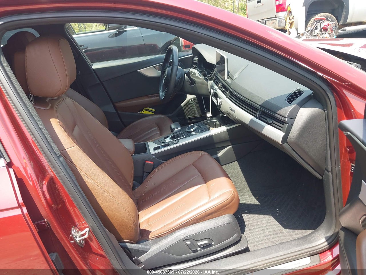 2018 AUDI A4 2.0T PREMIUM · 5/11