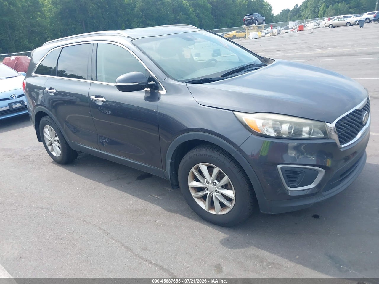 5XYPG4A31GG****** · 2016 KIA SORENTO 2.4L LX