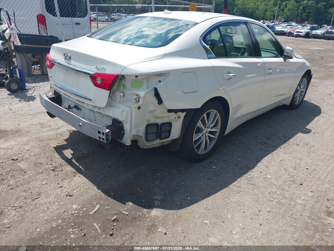 2015 INFINITI Q50 PREMIUM · 4/11
