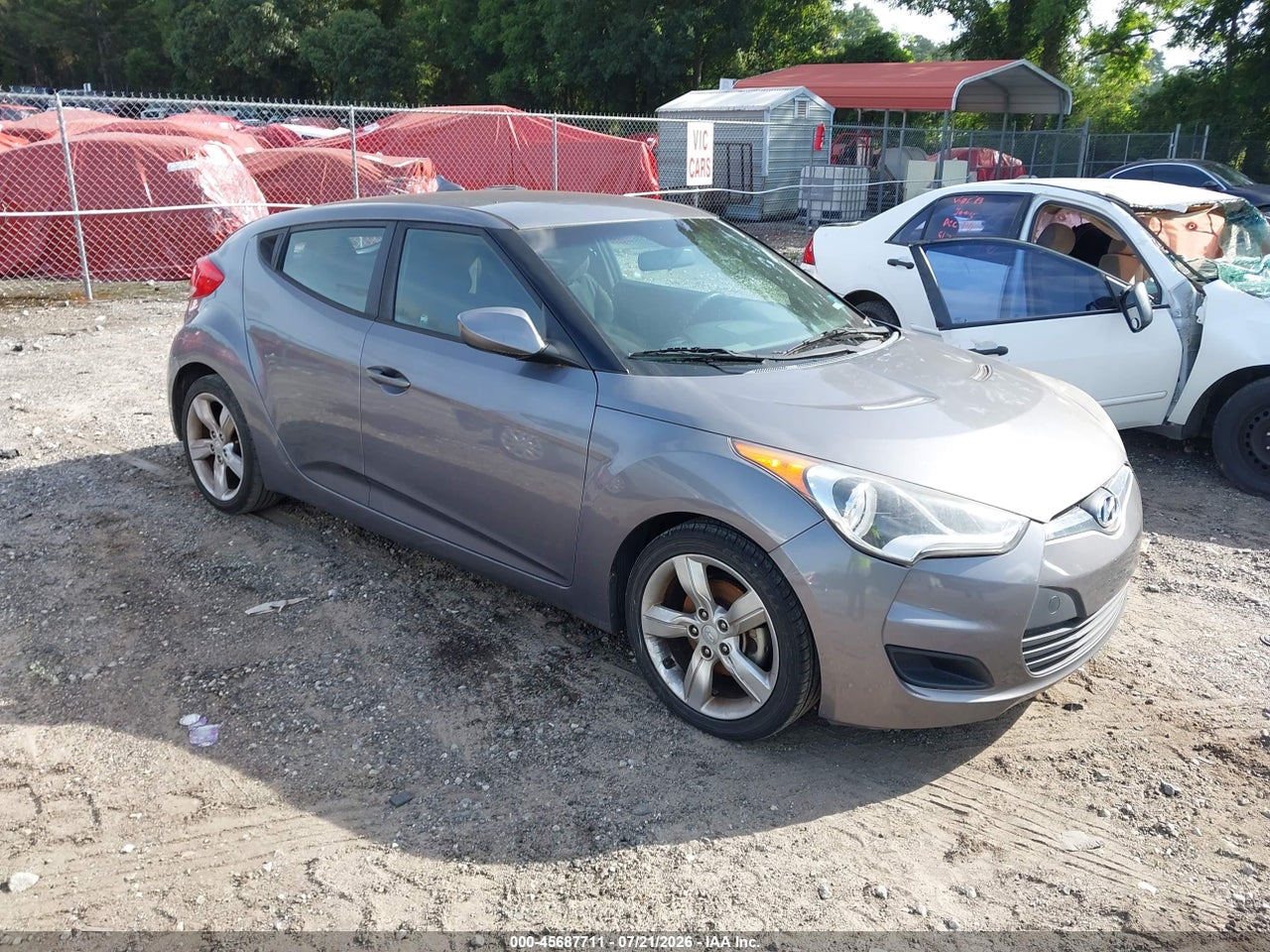 KMHTC6AD3FU****** · 2015 HYUNDAI VELOSTER