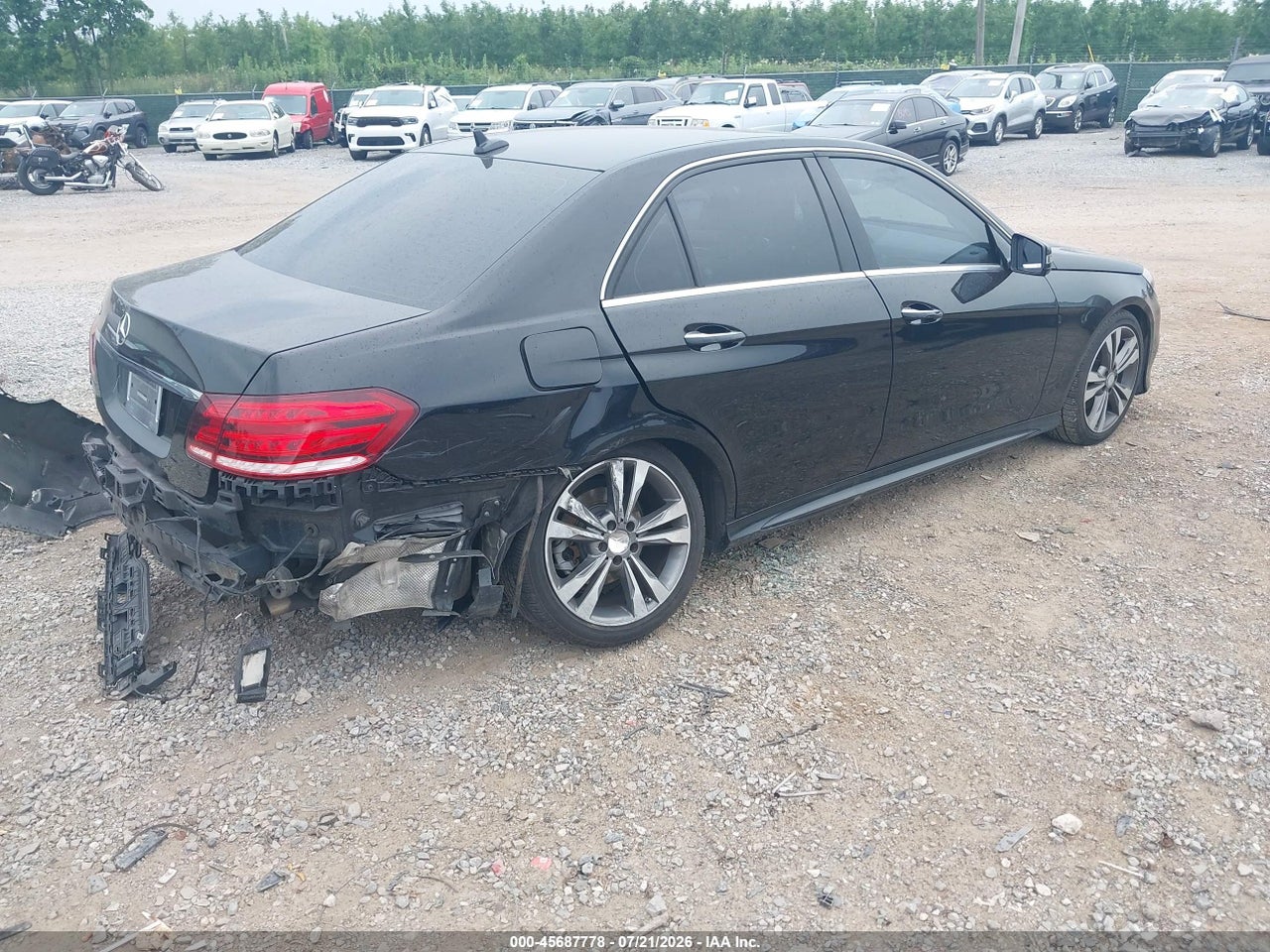 2016 MERCEDES-BENZ E 350 · 4/11