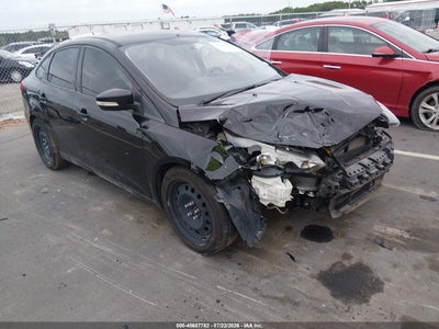 1FADP3H28JL****** · 2018 FORD FOCUS SEL