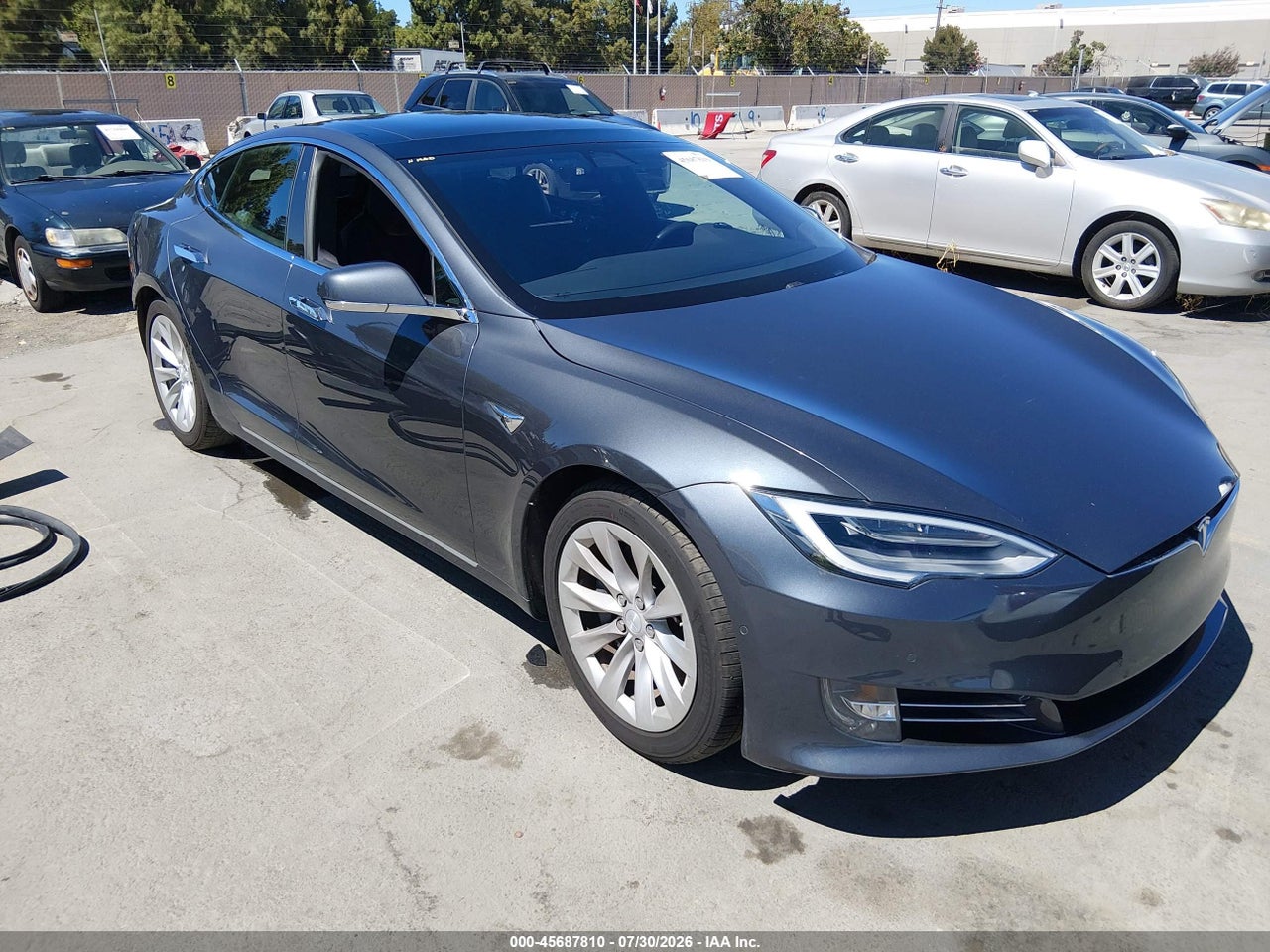 5YJSA1E29JF****** · 2018 TESLA MODEL S 100D/75D/P100D
