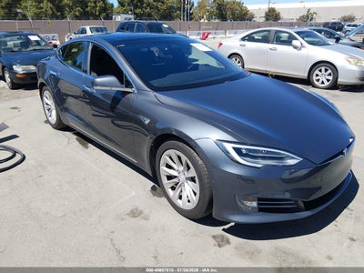 5YJSA1E29JF****** · 2018 TESLA MODEL S 100D/75D/P100D
