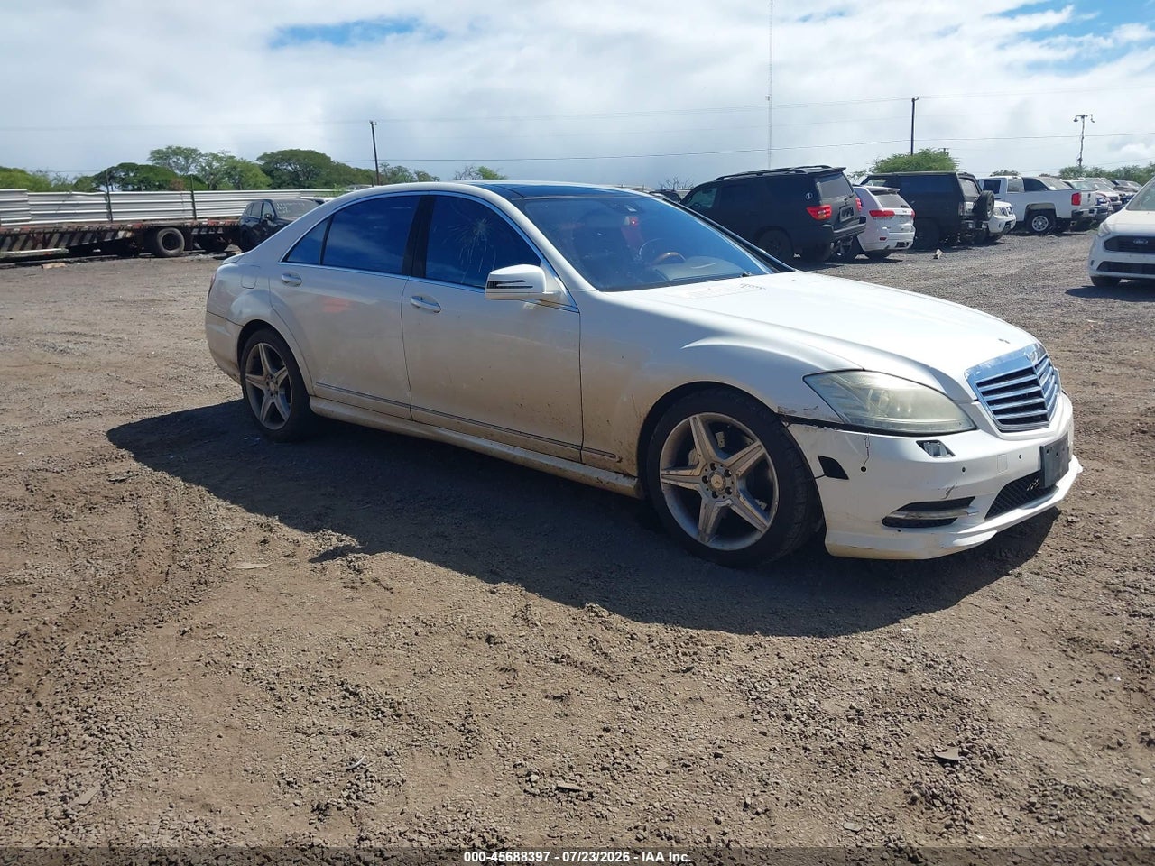 WDDNG7BB4BA****** · 2011 MERCEDES-BENZ S 550